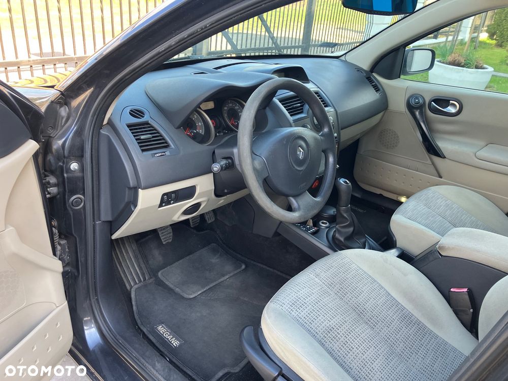 Renault Megane 1.6 16V Luxe Expression - 9
