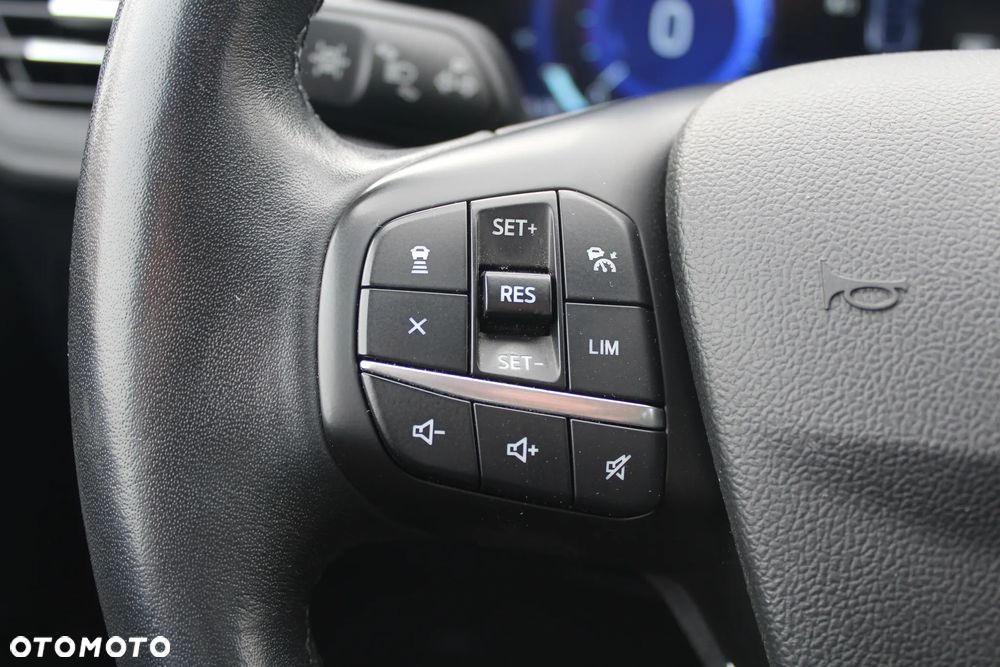 Ford Kuga 2.0 EcoBlue Hybrid TITANIUM X - 34