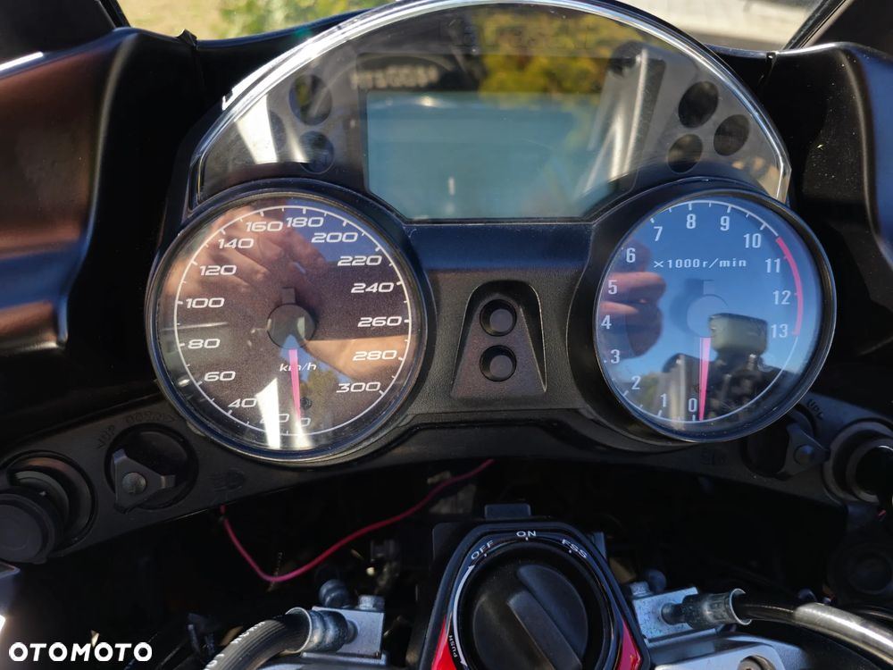 Kawasaki GTR - 12