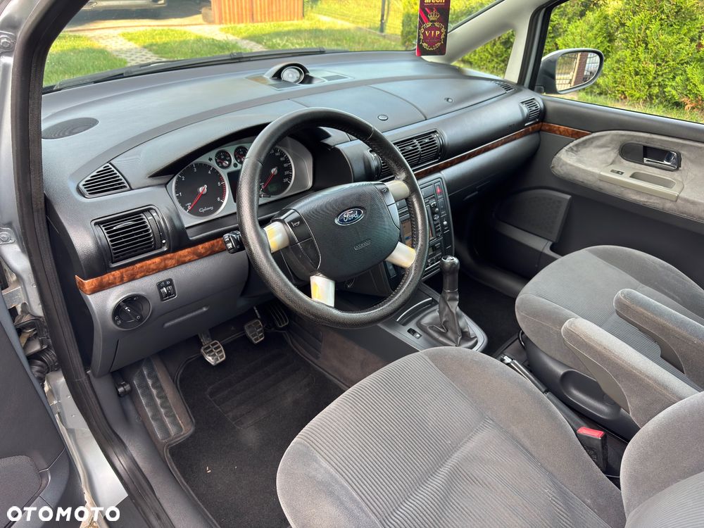 Ford Galaxy 1.9 TDI Ghia - 12