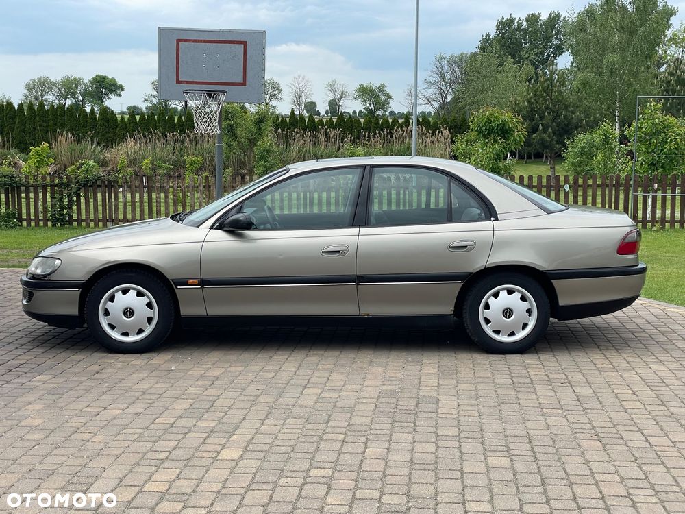 Opel Omega - 12