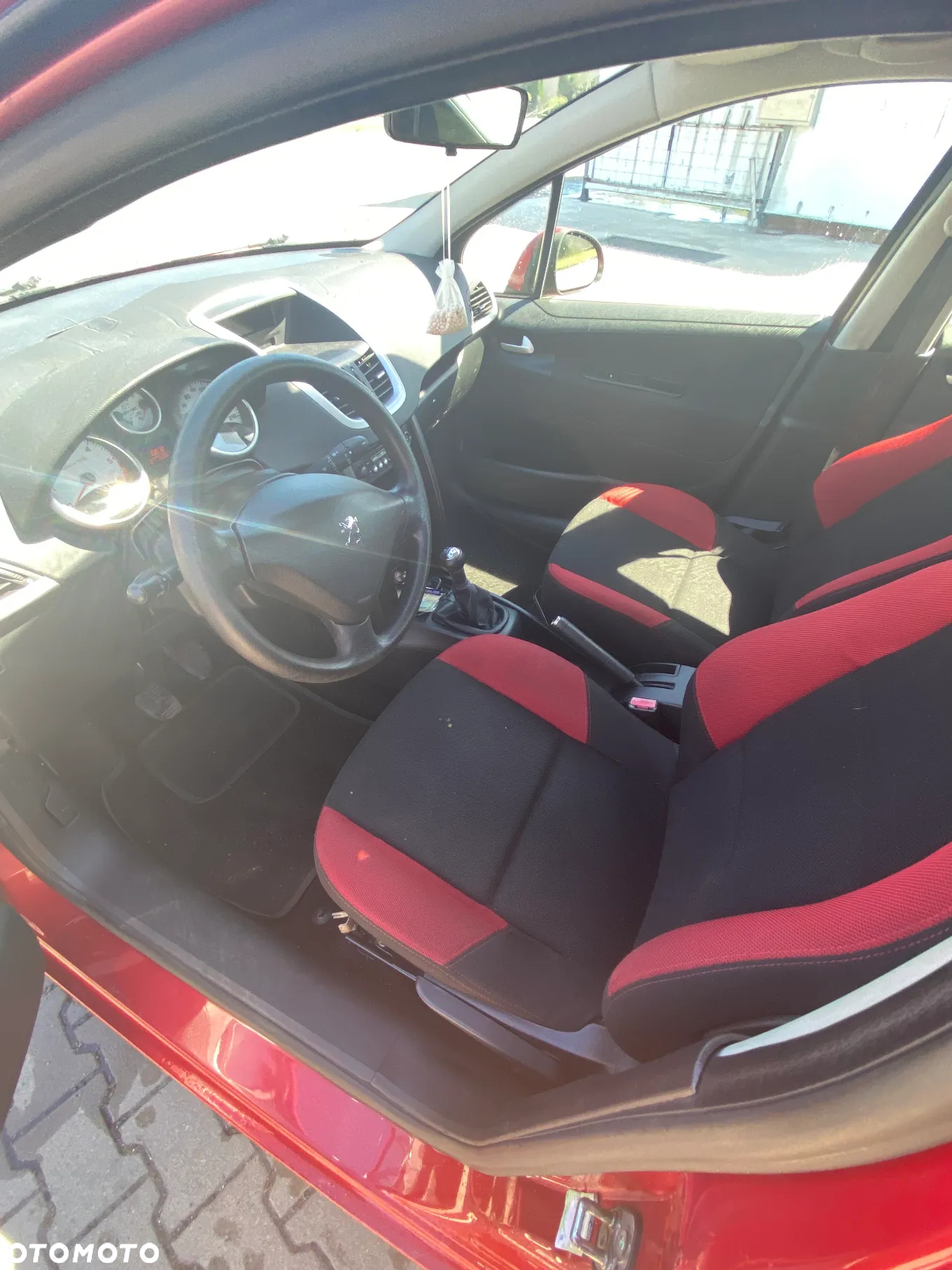 Peugeot 207 - 7