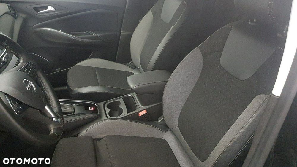 Opel Grandland X - 17