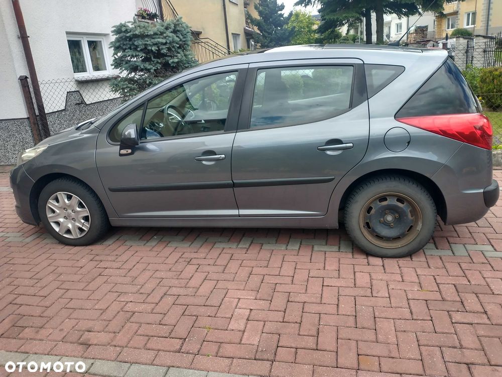 Peugeot 207 - 2