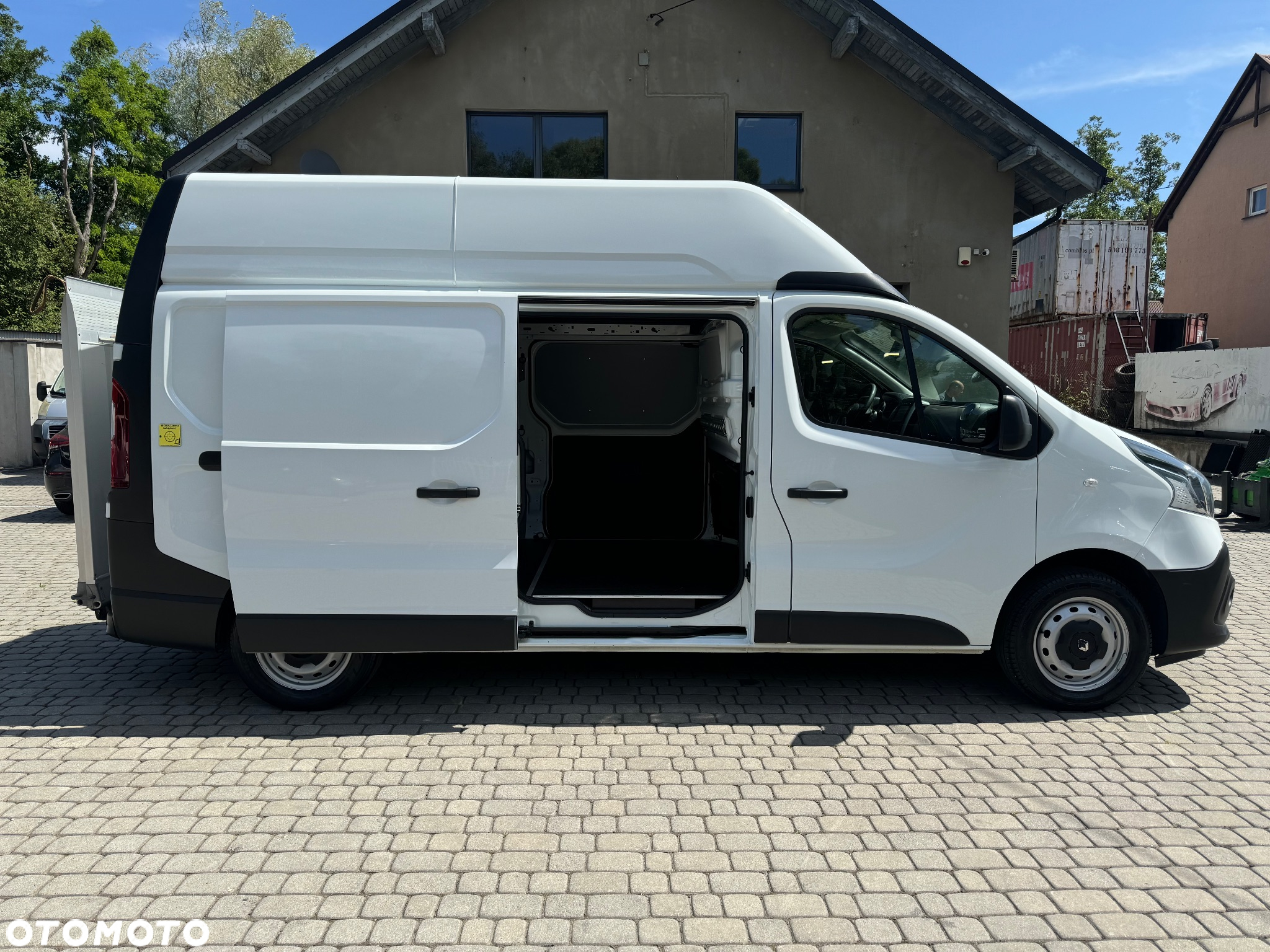 Renault Trafic - 10