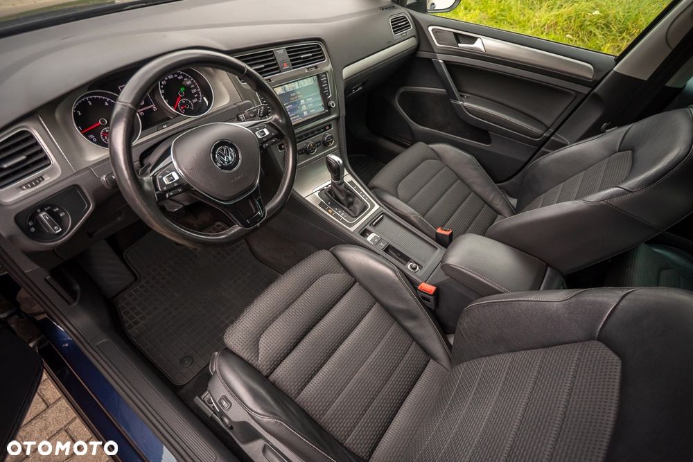 Volkswagen Golf Variant 2.0 TDI SCR DSG Comfortline - 16