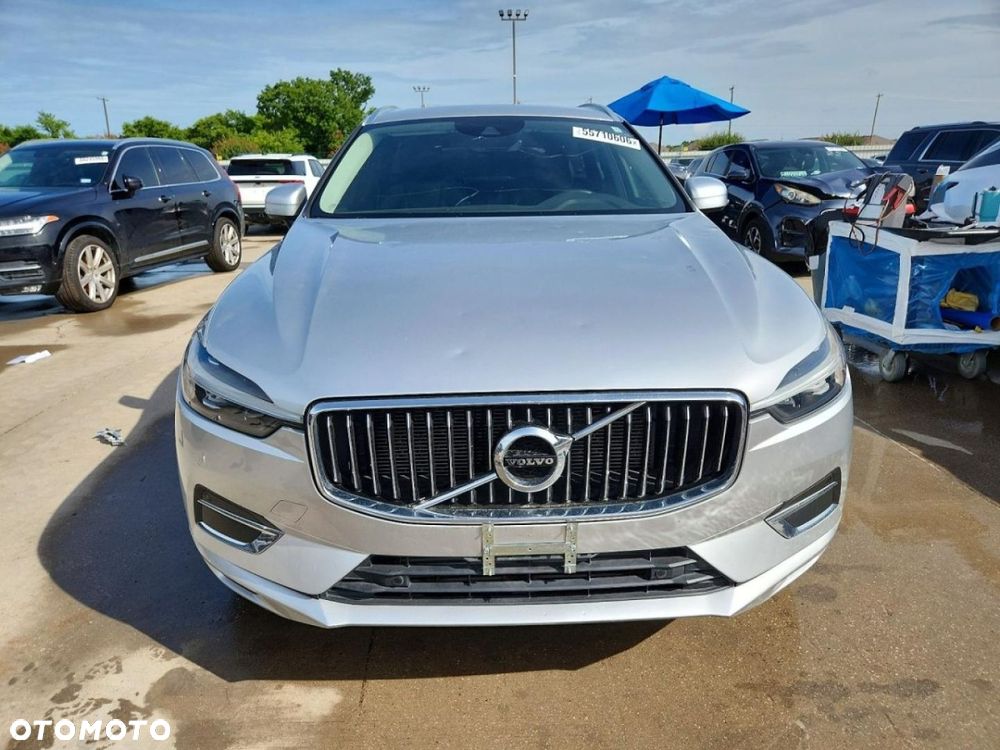 Volvo XC 60 - 6