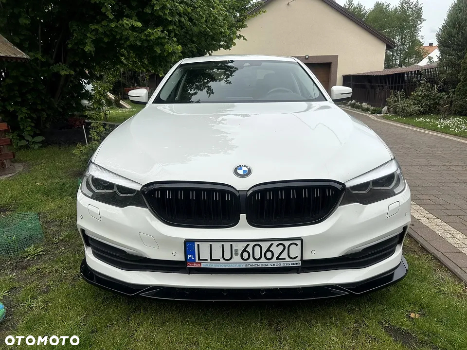 BMW Seria 5 520d Sport - 3
