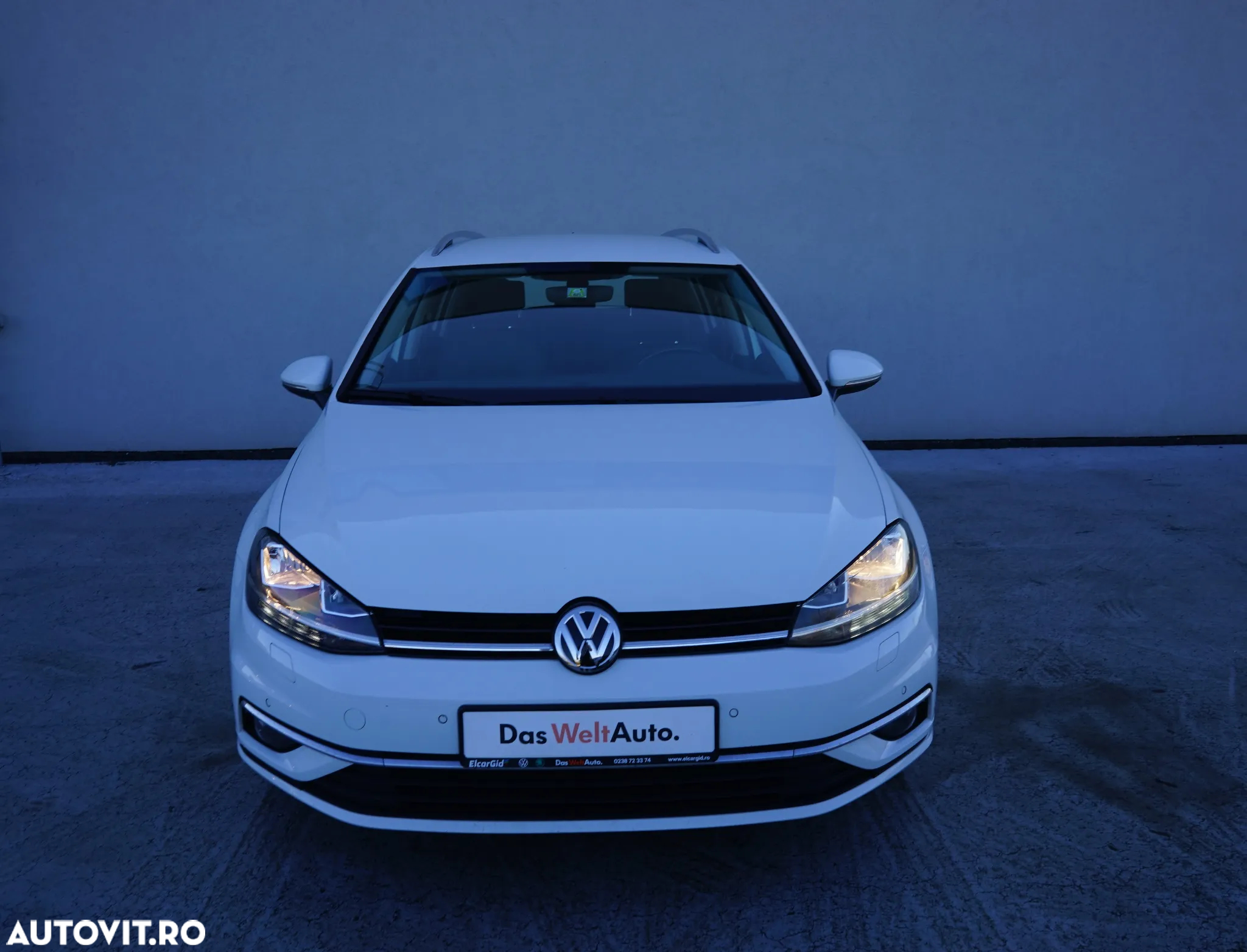 Volkswagen Golf Variant 2.0 TDI SCR DSG Highline - 9