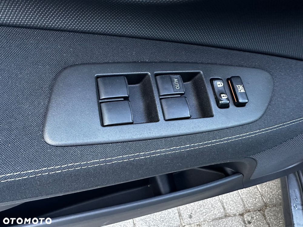 Toyota Auris 1.6 Life+ - 20