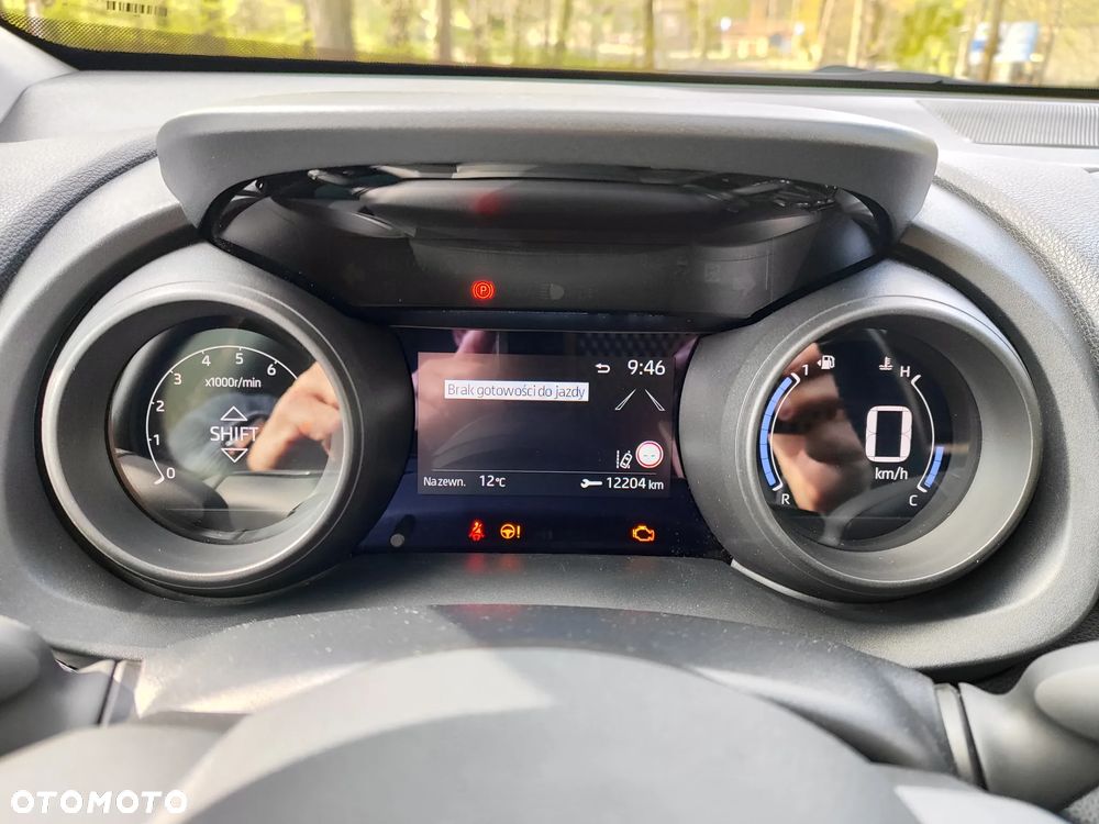 Toyota Yaris 1.5 Comfort - 21
