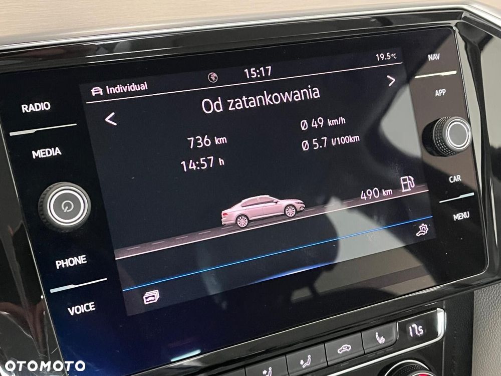 Volkswagen Passat 2.0 TDI Elegance DSG - 31