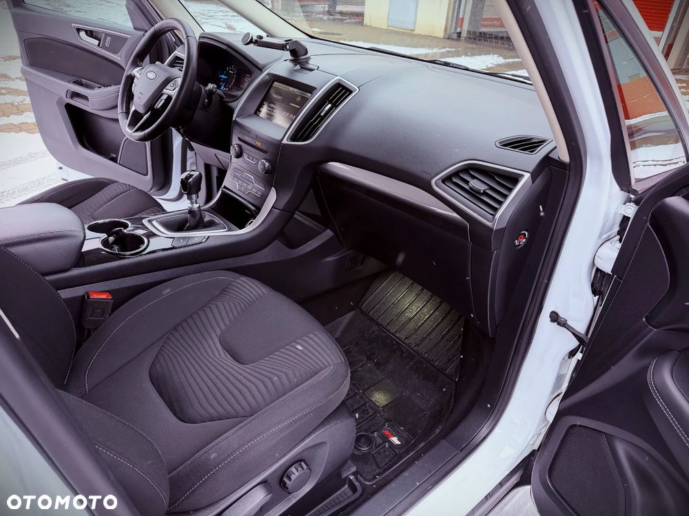 Ford S-Max 2.0 TDCi Trend - 26