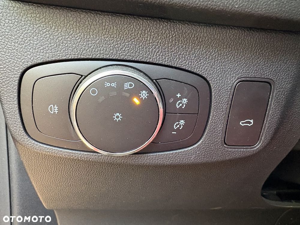 Ford Focus 1.0 EcoBoost mHEV Active X - 17