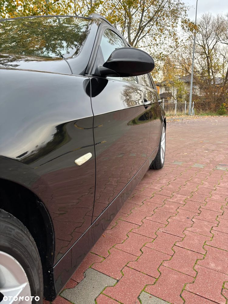 BMW Seria 3 320d - 27