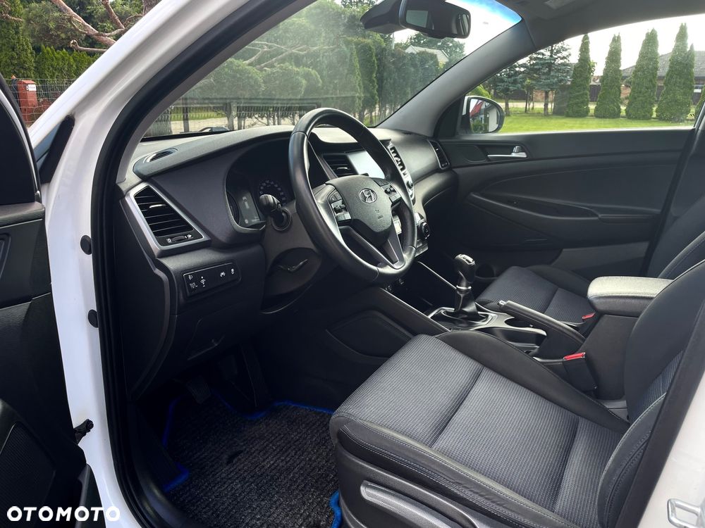 Hyundai Tucson blue 1.6 GDi 2WD Navi - 10