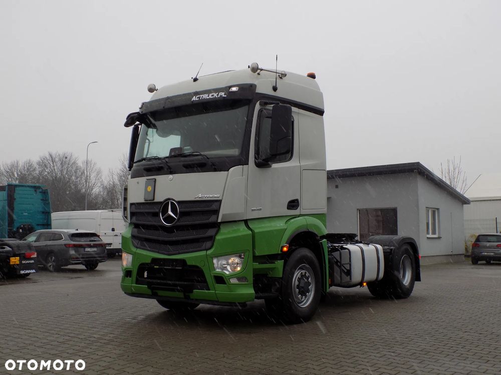 Mercedes-Benz 1848 4X4 HUD