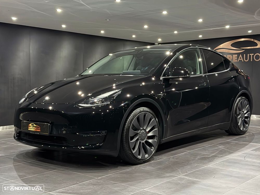 Tesla Model Y Performance Dual Motor AWD - 1