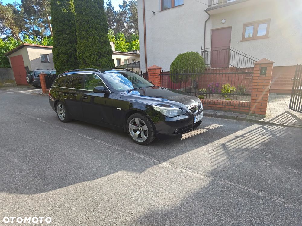 BMW Seria 5 523i - 3