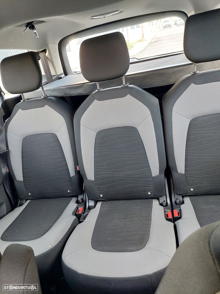 Citroën C4 Grand Picasso 1.6 e-HDi Exclusive - 23