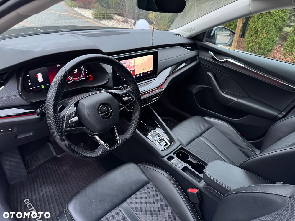 Skoda Octavia 2.0 TSI 4x4 Style DSG - 21