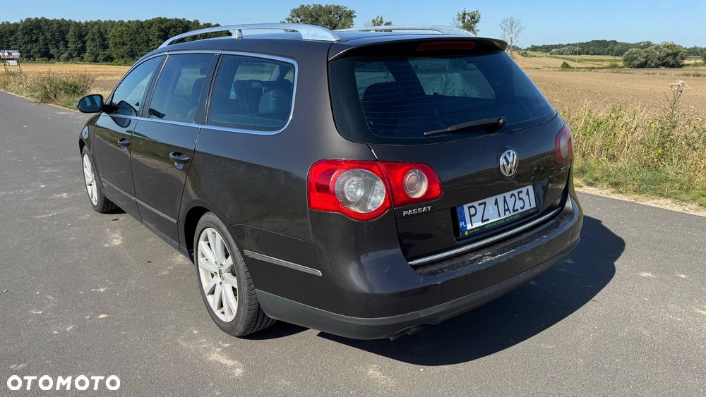 Volkswagen Passat 2.0 TDI DPF Highline - 6