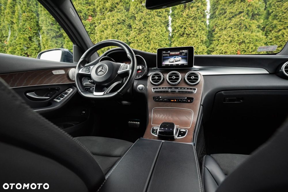 Mercedes-Benz GLC - 16