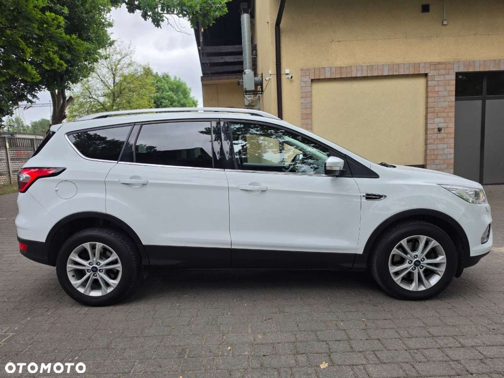 Ford Kuga - 9