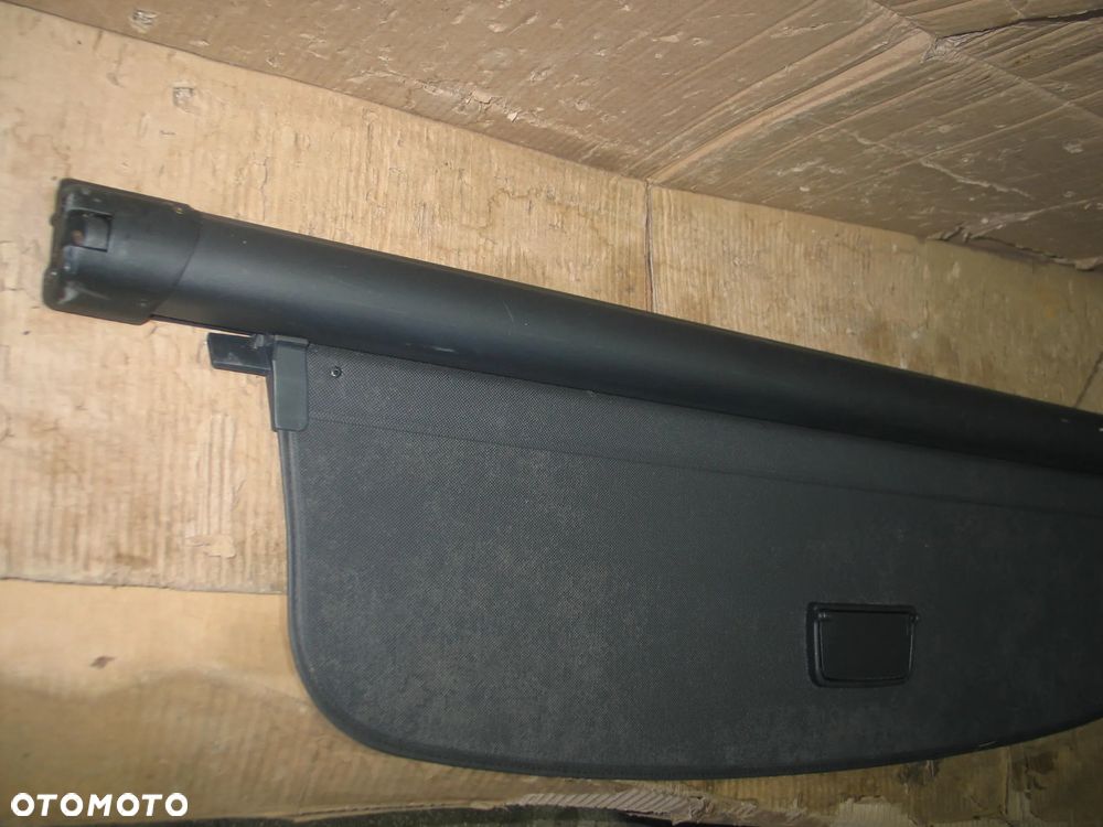 roleta bagaznika audi A4 B9 15-24r. 8W9863553B oryginal - 6