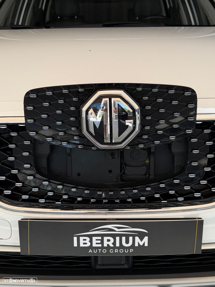 MG ZS Luxury - 5