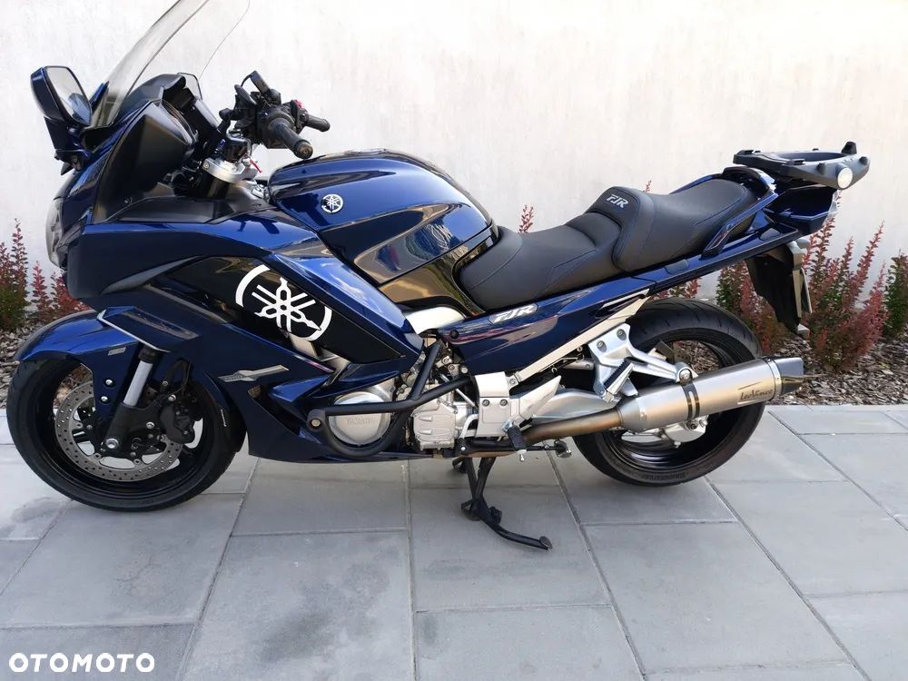 Yamaha FJR - 4