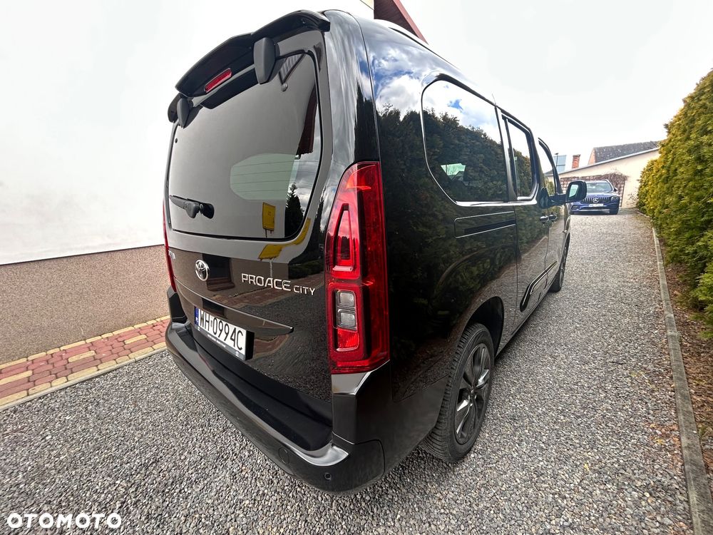 Toyota Proace City Verso Long 1.5 D-4D Family - 18
