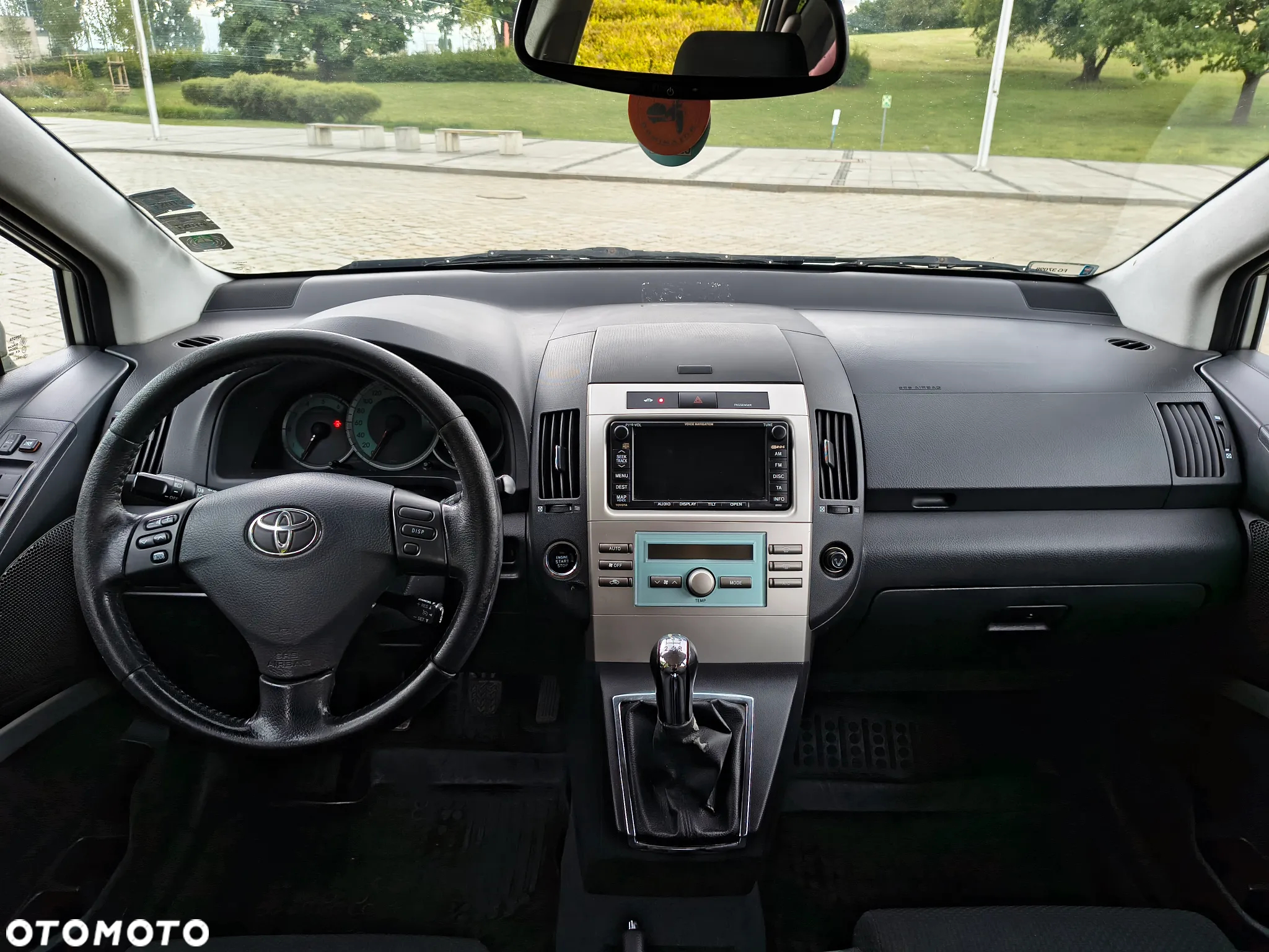 Toyota Corolla Verso 2.0 D-4D Prestige 7os - 15