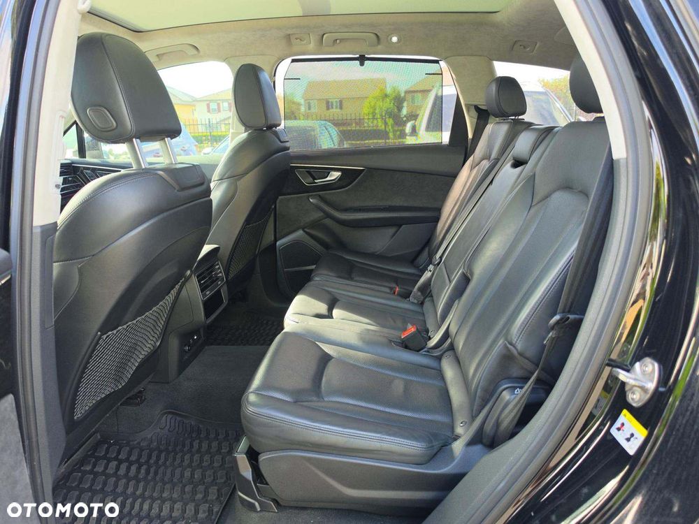 Audi Q7 55 TFSI mHEV Quattro S Line Tiptr - 6