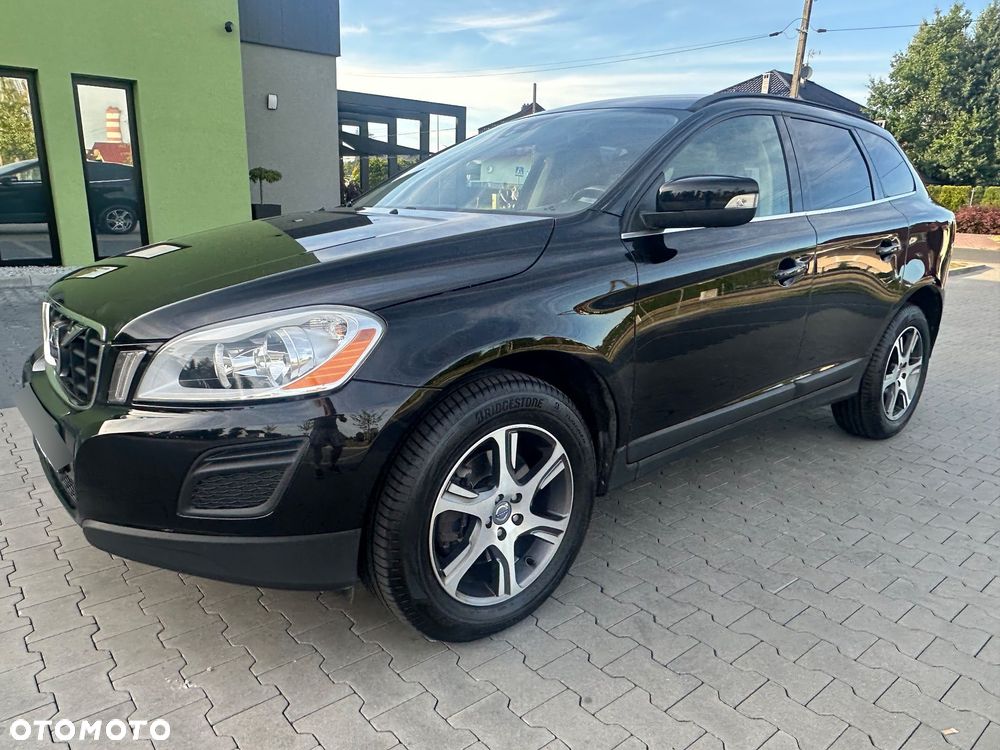 Volvo XC 60 DRIVe Momentum - 1