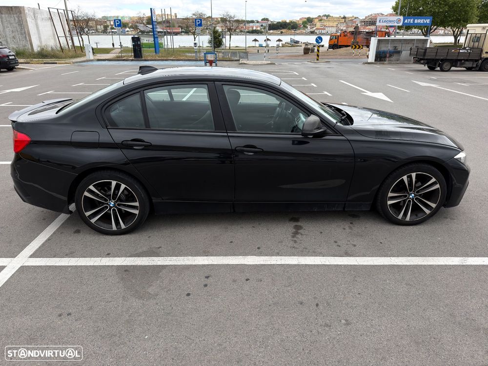 BMW 316 d Pack M - 12
