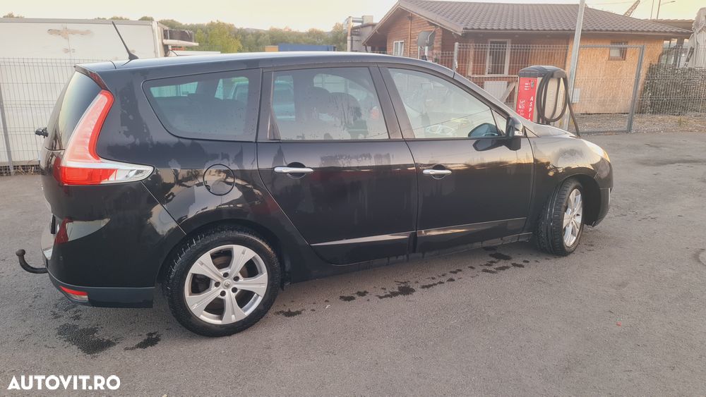Renault Scenic 1.9dCi Privilege - 14