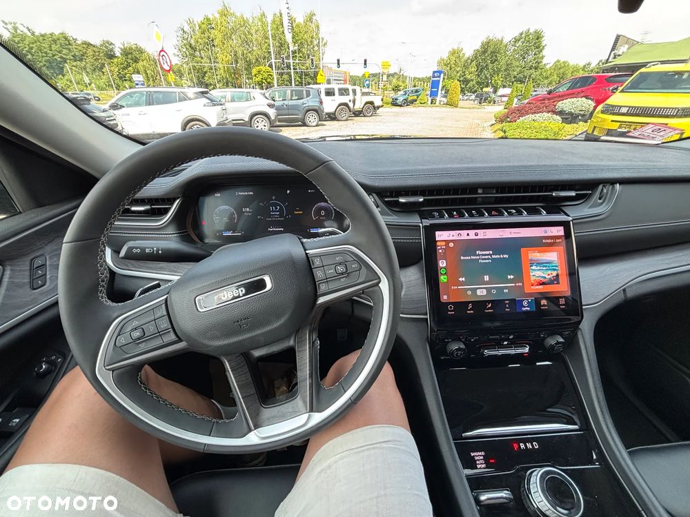 Jeep Grand Cherokee - 4