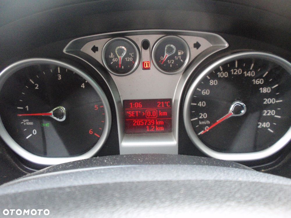Ford Focus - 40