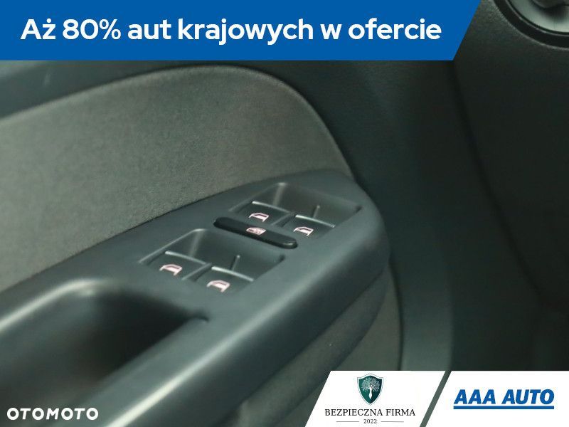 Volkswagen Touran - 21