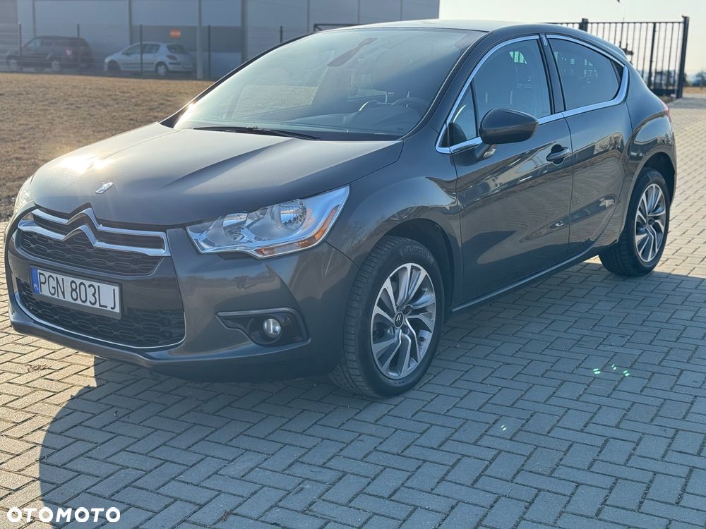 Citroën DS4 2.0 BlueHDi SoChic S&S - 17