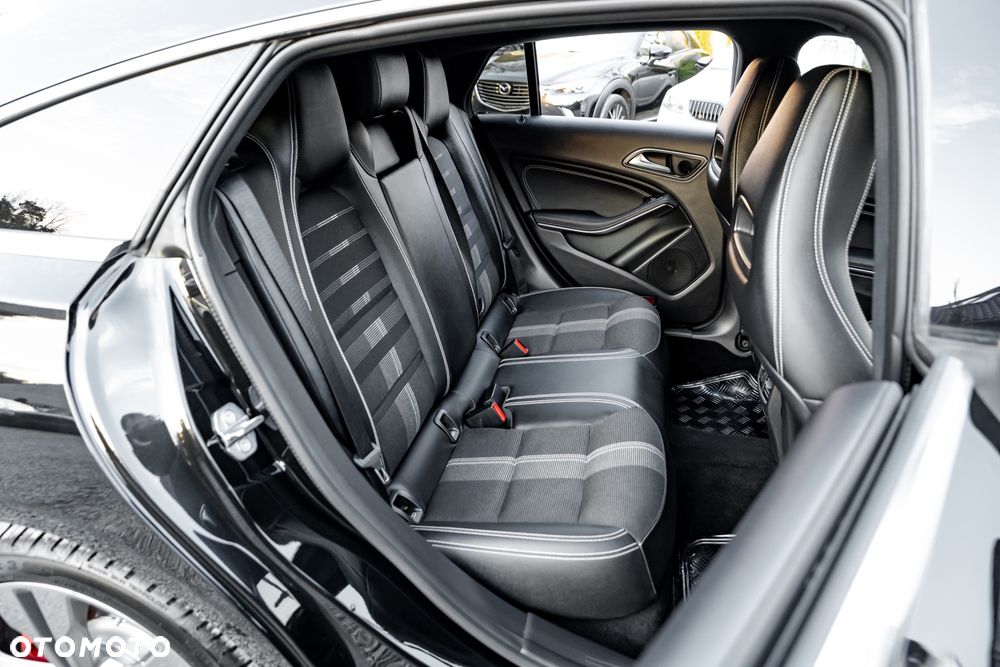 Mercedes-Benz CLA 200 (CDI) d 7G-DCT AMG Line - 20