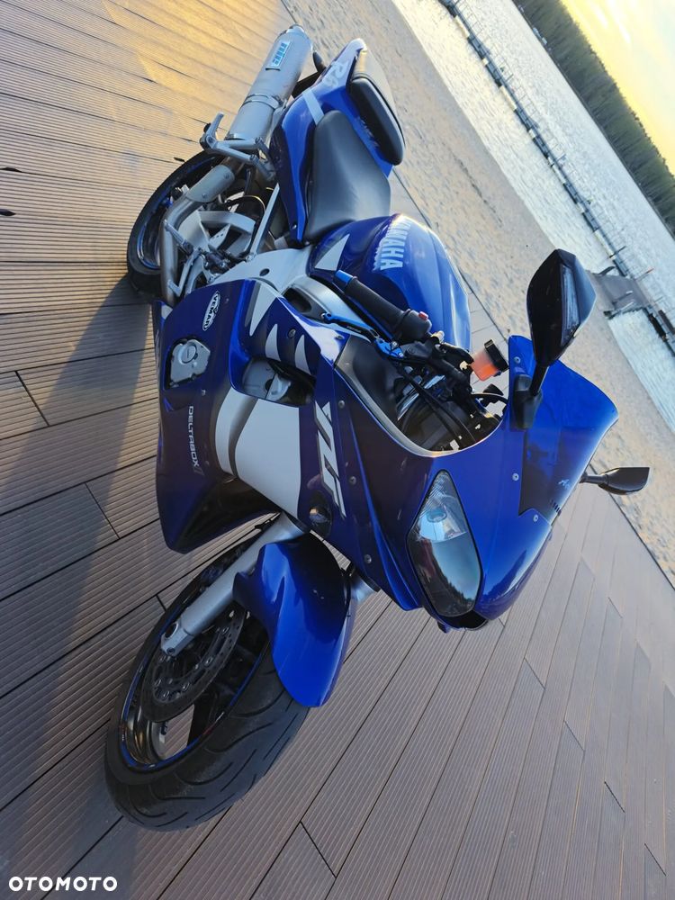 Yamaha R6 - 9