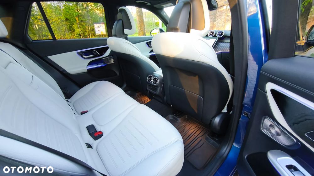 Mercedes-Benz GLC 300 4-Matic - 11