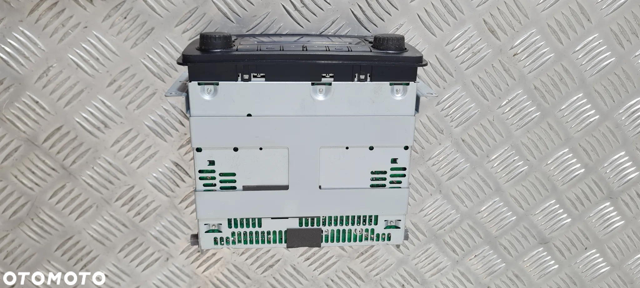 Suzuki Jimny Radio - 7
