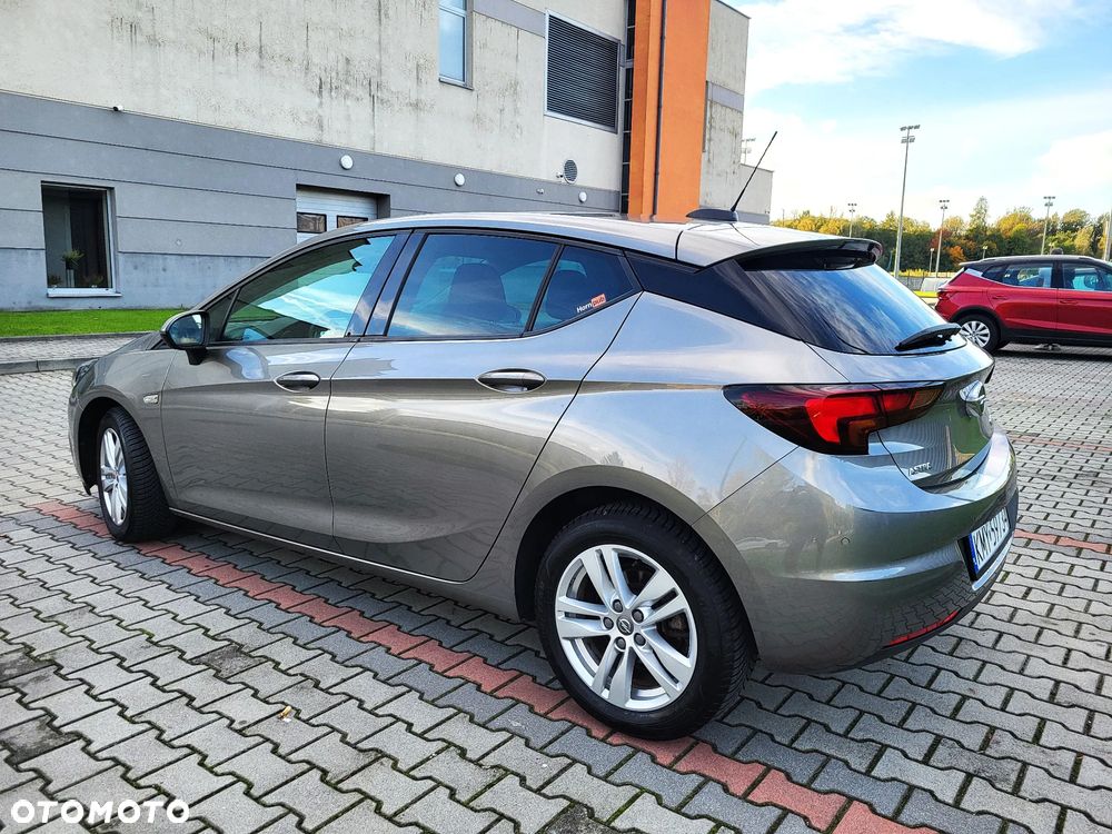 Opel Astra 1.4 Turbo Innovation - 10