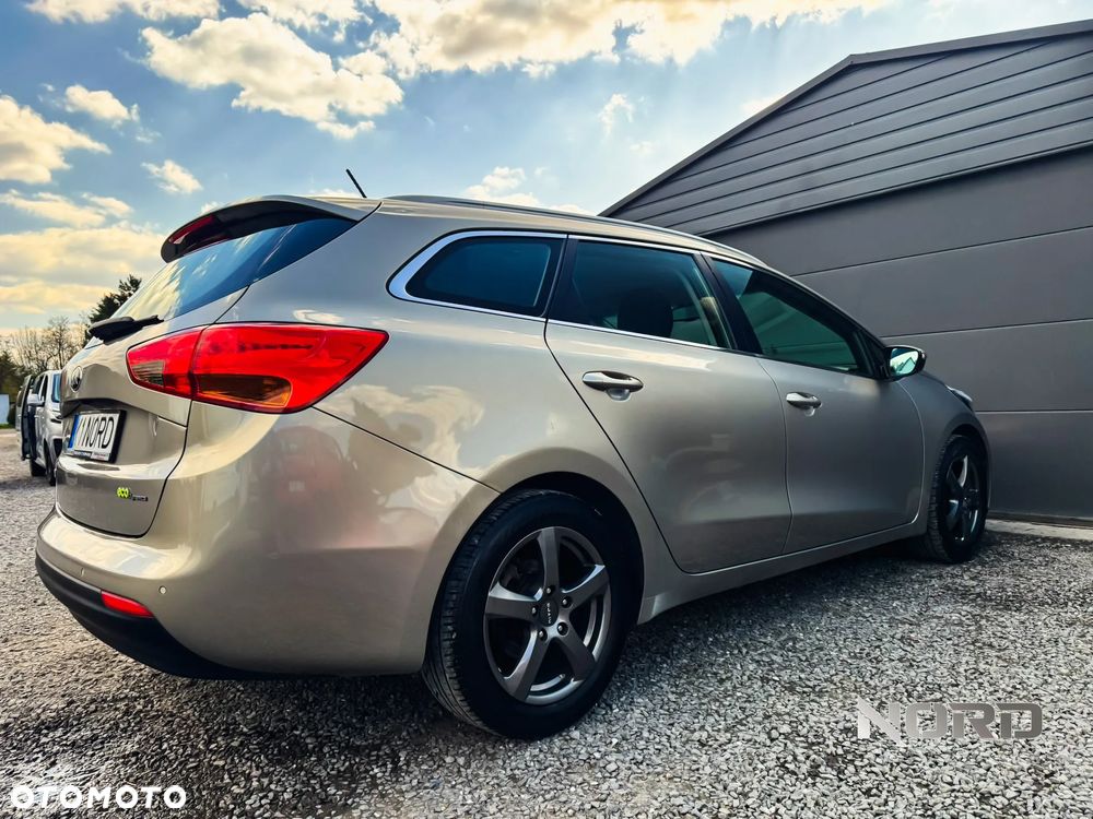 Kia Ceed 1.6 GDI L - 10