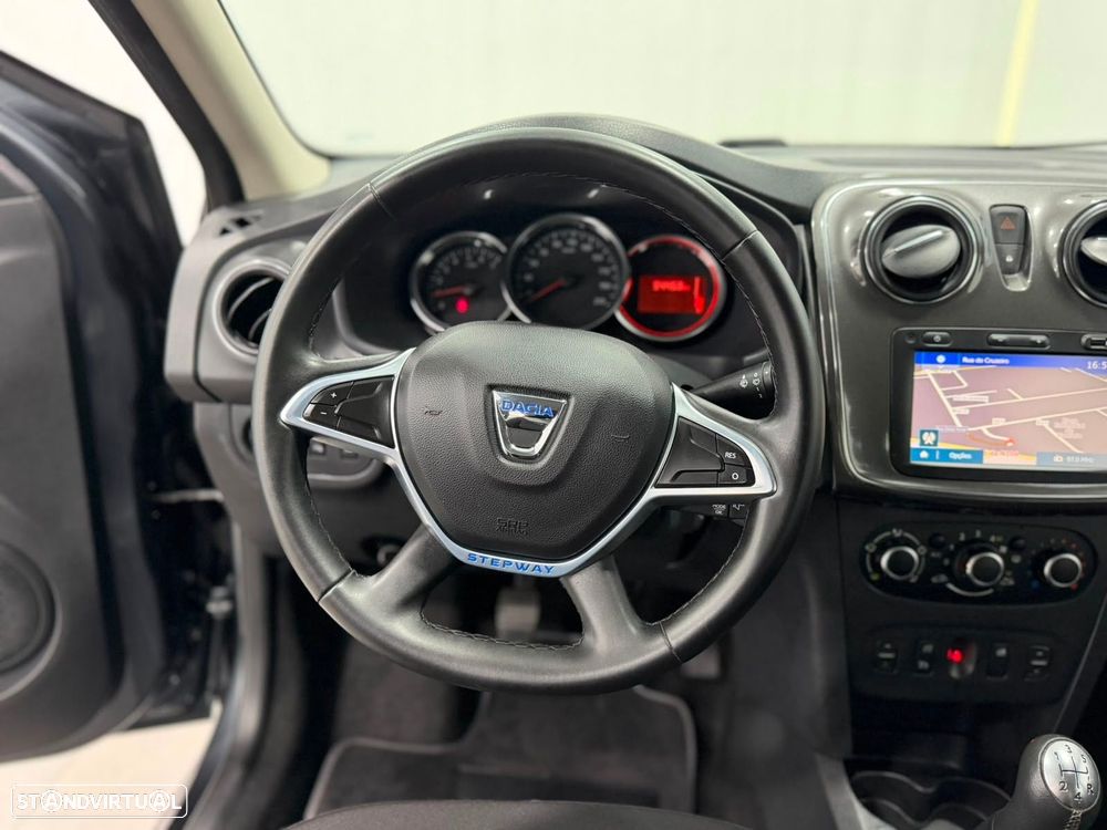 Dacia Sandero 0.9 TCe Stepway - 9