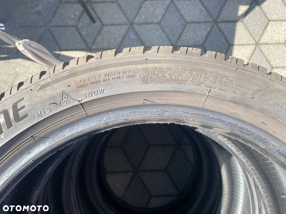 Opony zimowa Bridgestone  225/45 R18 95V - 4