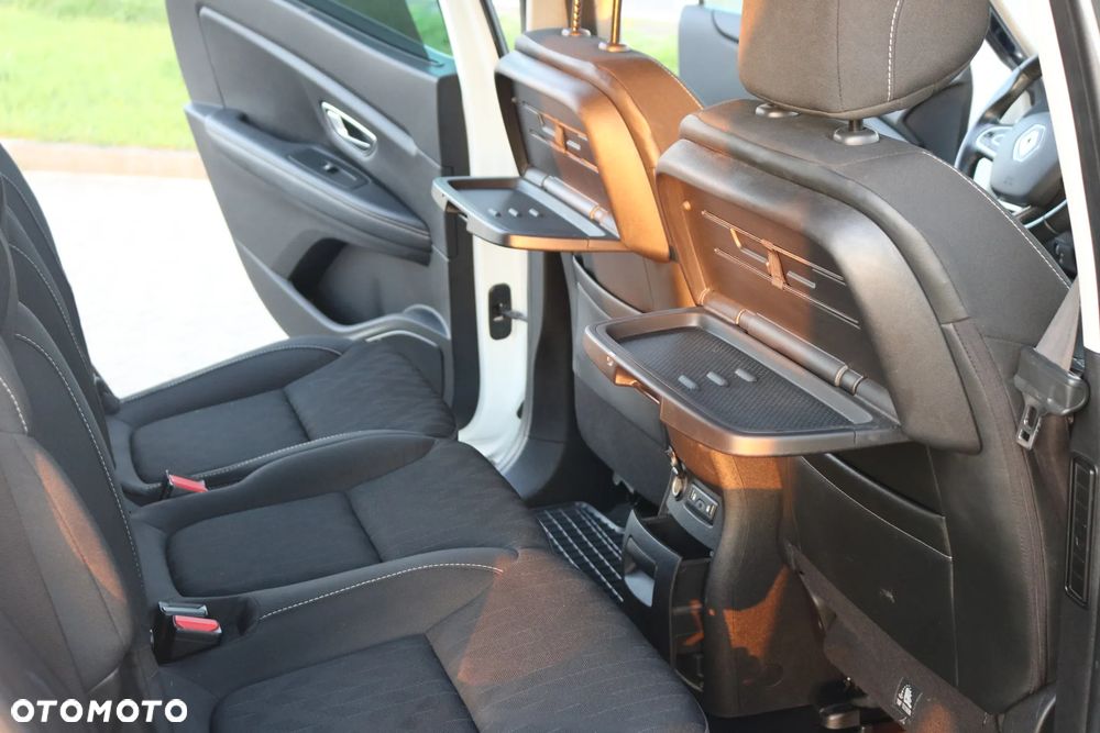 Renault Grand Scenic - 24